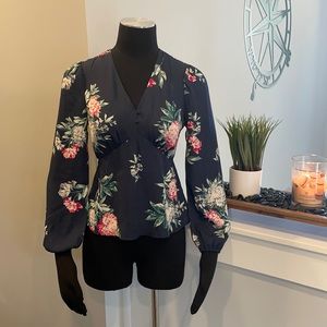 ✨NWT✨ Banana Republic Petite Blouse